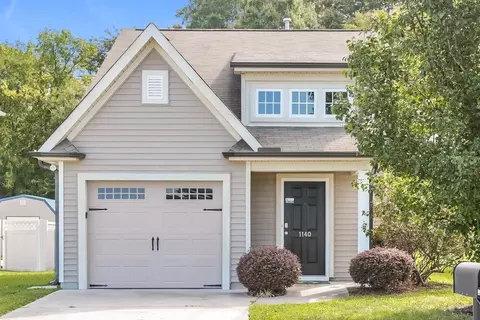 1140 Waterlyn Dr, Greensboro, NC 27405