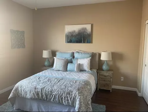 13238 Wooden Gate Way #8, Corona, CA 92880