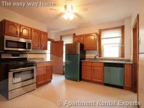 45 Locke St #3, Cambridge, MA 02140
