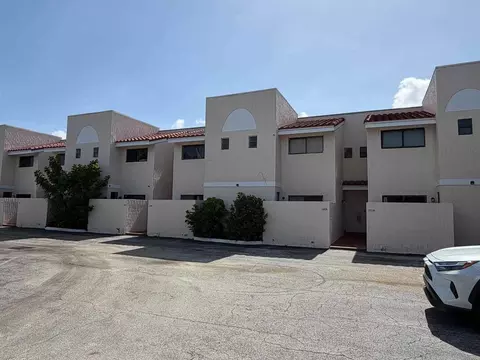 223 SE 11th Ave #B, Pompano Beach, FL 33060