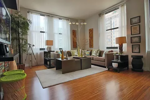 63 E Lake St #1-1, Chicago, IL 60601