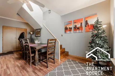 3036 N Seminary Ave #3, Chicago, IL 60657