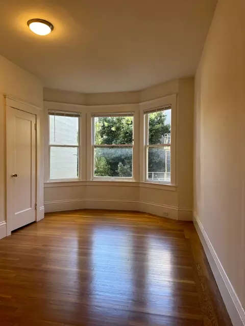 2020 Franklin St #4, San Francisco, CA 94109