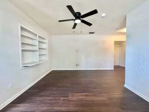 706 20th Ave W #na, Bradenton, FL 34205