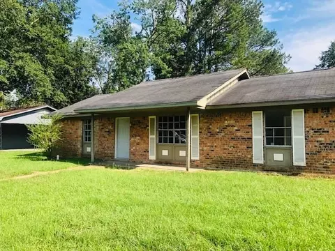2661 Green Tee Rd #1, Tupelo, MS 38801