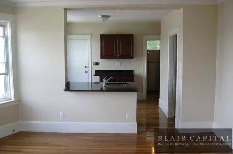 4464 Washington St #2, Boston, MA 02131