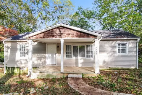 1352 Peachcrest Rd, Decatur, GA 30032