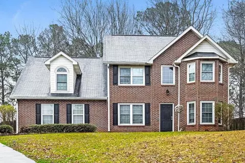 1376 Shelly Ct, Hampton, GA 30228