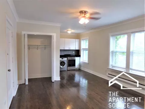 2129 N Dayton St #208, Chicago, IL 60614