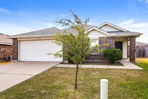 1520 Castle Ridge Rd, Fort Worth, TX 76140