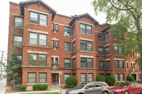 314 S Lee Pkwy #2, Chicago, IL 60616