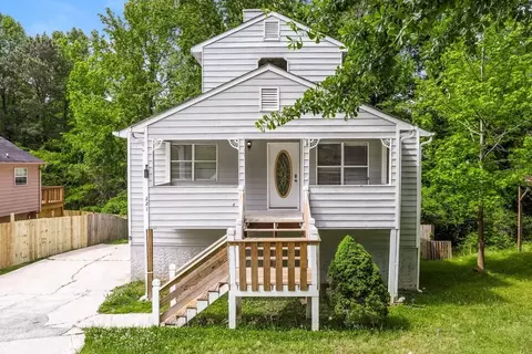 221 Clydesdale Ln SE, Mableton, GA 30126
