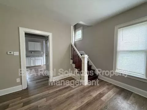 121 N Oakley Ave, Columbus, OH 43204