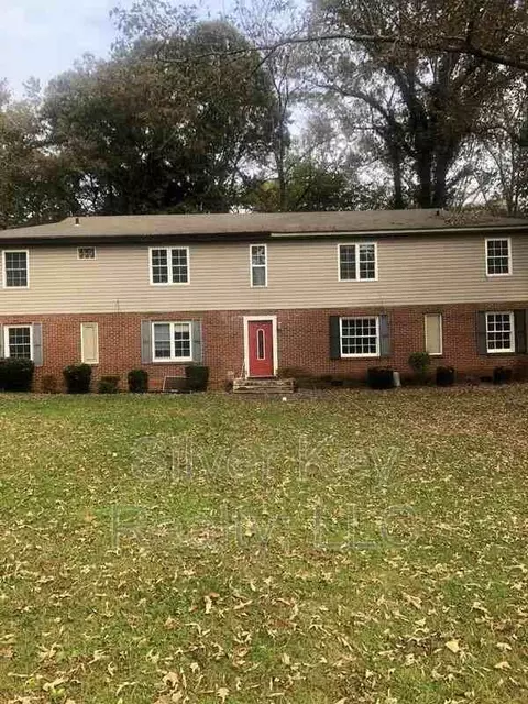 505 Guille St #1, Athens, TN 37303