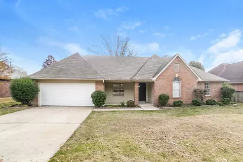 5618 Heather View Dr, Memphis, TN 38125