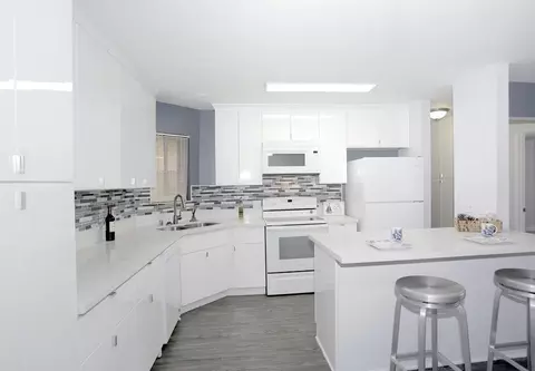 6401 Warner Ave, Huntington Beach, CA 92647