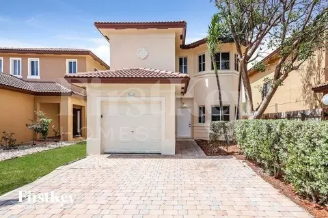 964 NE 41st Ave, Homestead, FL 33033