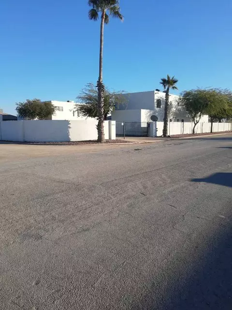 13021 S Tacna Rd #1, Arizona City, AZ 85123