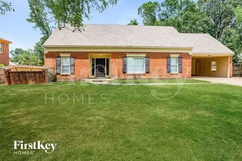 5890 Macinness Dr, Memphis, TN 38119