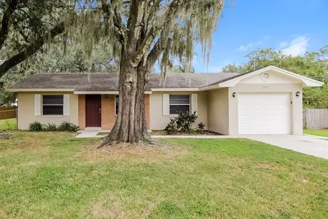 2927 Northbrook Ln, Lakeland, FL 33811