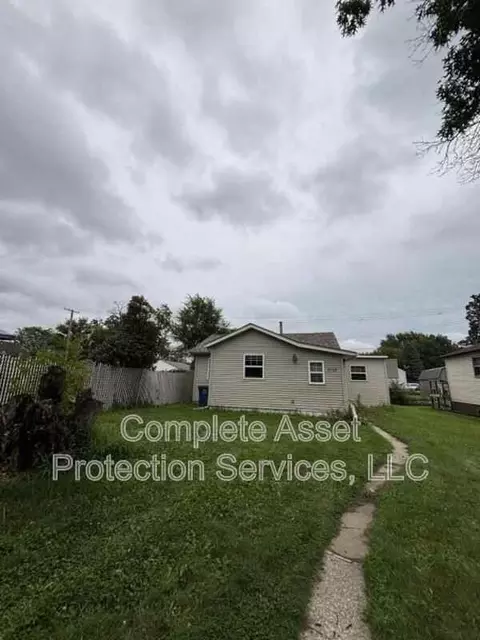 2715 Greene St, Lake Station, IN 46405