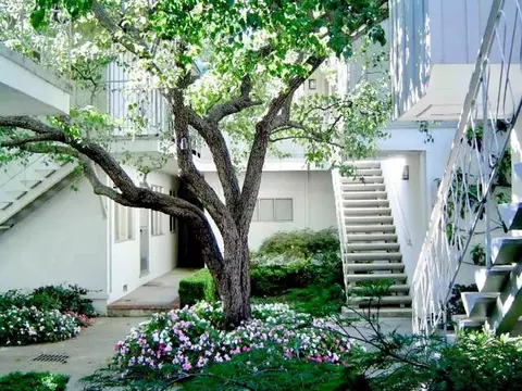 3465 Alameda De Las Pulgas, Menlo Park, CA 94025