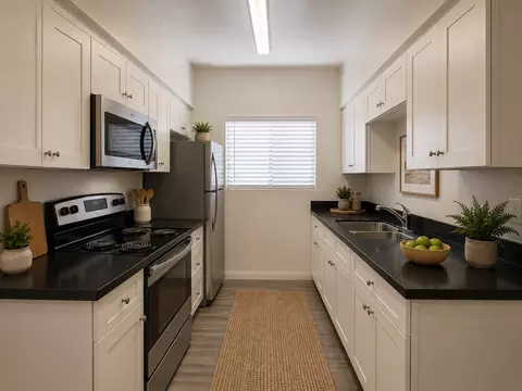 1907 W Victory Blvd, Burbank, CA 91506 photo 5