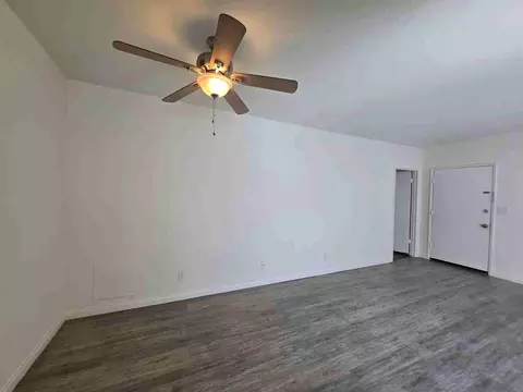 1907 W Victory Blvd, Burbank, CA 91506 photo 3