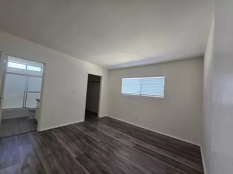 1907 W Victory Blvd, Burbank, CA 91506 photo 5