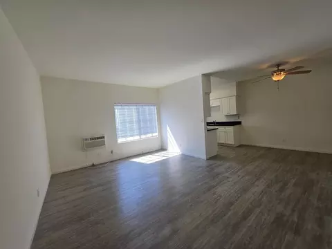 1907 W Victory Blvd, Burbank, CA 91506 photo 4