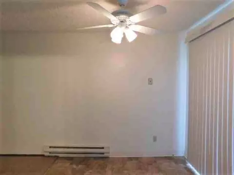 410 SE 7th Ave, Mill City, OR 97360 photo 6