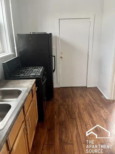 2408 W 63rd St #2A, Chicago, IL 60629