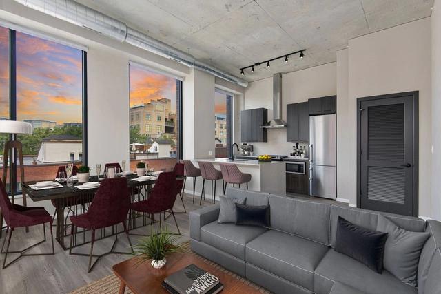 1009 W Washington Blvd #W1502, Chicago, IL 60607