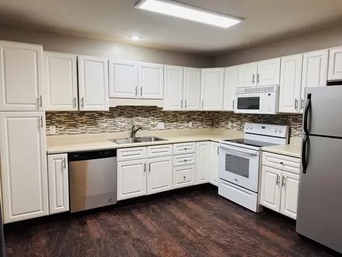 703 11th Avenue B Ct #3, Silvis, IL 61282