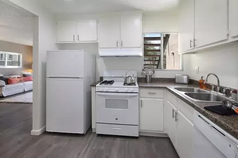 2130 W Crescent Ave, Anaheim, CA 92801