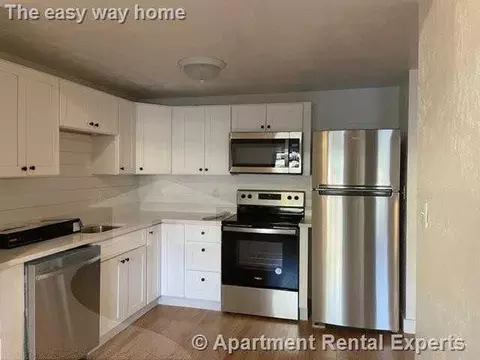 111 Walnut St #21, Somerville, MA 02145