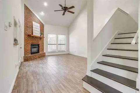 115 Brentwood Ct #115C, Irving, TX 75061