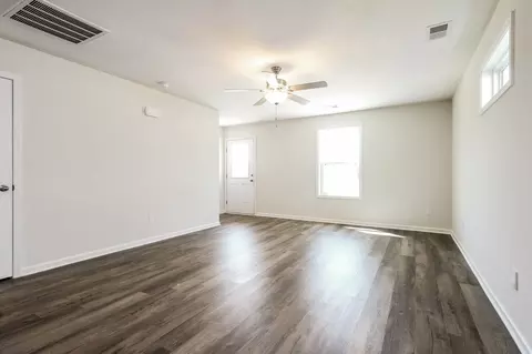312 Noble Ln, Pendleton, SC 29670 photo 2
