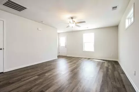 312 Noble Ln, Pendleton, SC 29670 photo 2