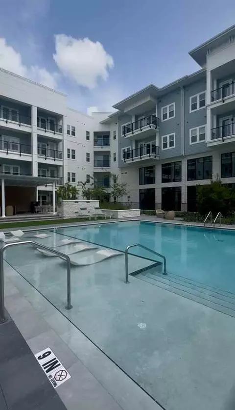 16483 Us Highway 19 N #2, Clearwater, FL 33764