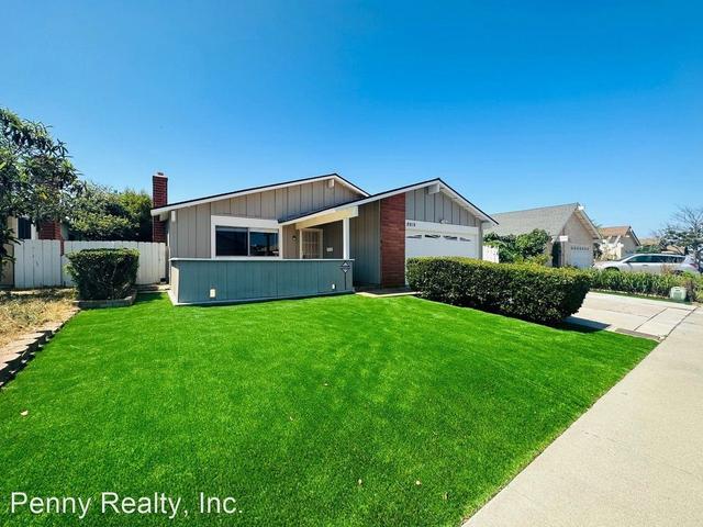 8919 Canis Ln, San Diego, CA 92126