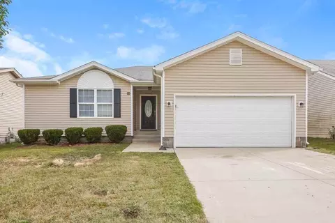 9906 Brooks Bend Rd, Louisville, KY 40258