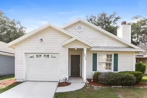 3014 Caroline Crest Dr E, Jacksonville, FL 32225