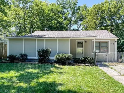 3818 Crescent Ave, Kansas City, MO 64133