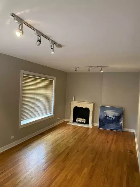 8723 S Michigan Ave, Chicago, IL 60619