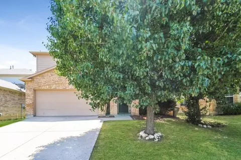 3029 Gettysburg Ln, Fort Worth, TX 76123