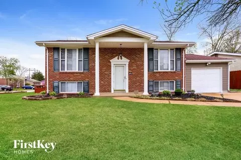 1224 Bal Harbor Dr, Arnold, MO 63010