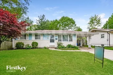 1420 Lindsay Ln, Florissant, MO 63031