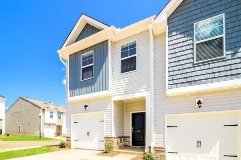 10 Oak Rose Dr, Greenville, SC 29607