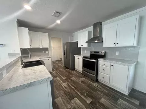 261 Mongoose Ln #261, North Fort Myers, FL 33917
